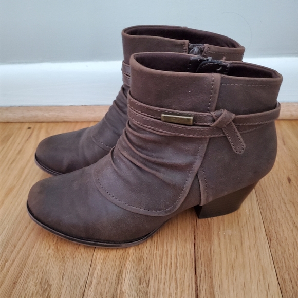 baretraps gerty ankle boots